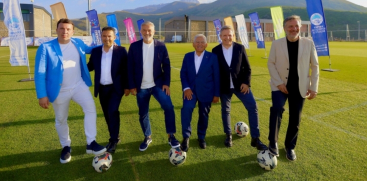 Erciyes Y�ksek �rtifa Kamp Merkezi spor d�nyas�ndan tam not ald�