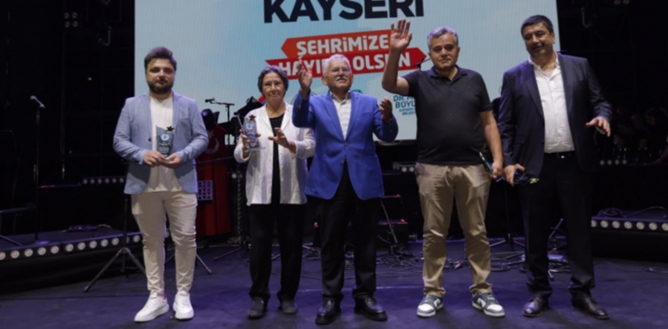 DADALOĞLU ŞENLİKLERİNDE KONUŞAN BÜYÜKKILIÇ: “SİZLER BİZİM OLMAZSA OLMAZIMIZSINIZ”
