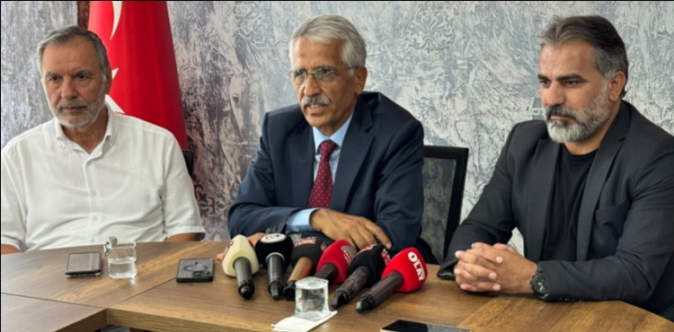 Dadalo�lu Vakf�'ndan KGC'ye ziyaret