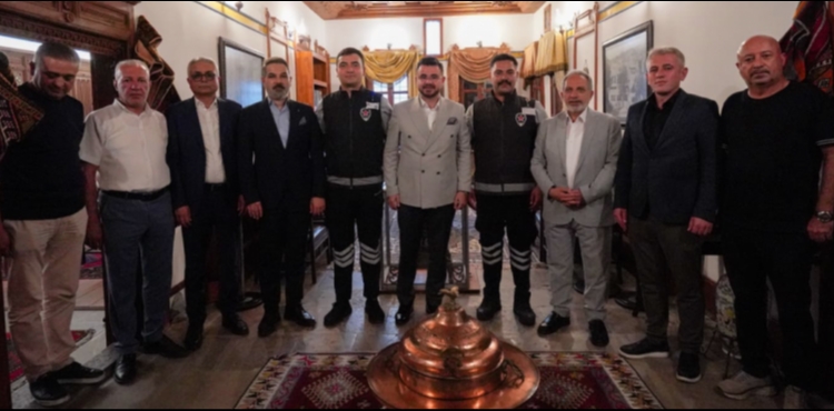 Ba�kan Okandan�dan �rnek Davran�� Sergileyen Belediye Personeline Te�ekk�r.