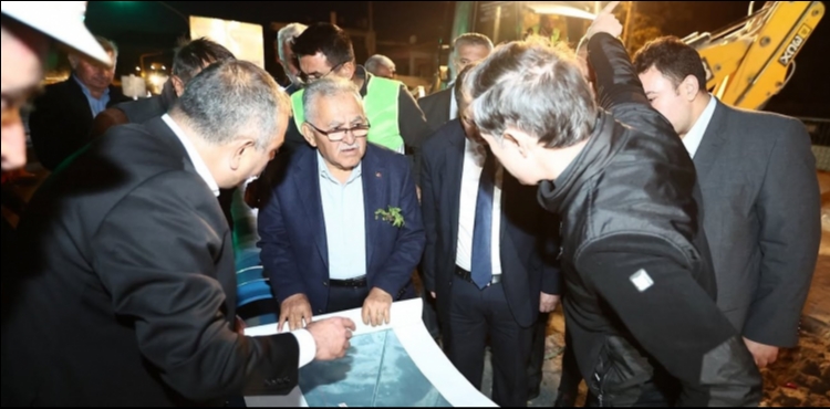 BA�KAN B�Y�KKILI�: �351 M�LYON TL�L�K DEV YATIRIMLA YE��LH�SAR�IMIZIN SU ALTYAPISINI G��LEND�R�YORUZ�