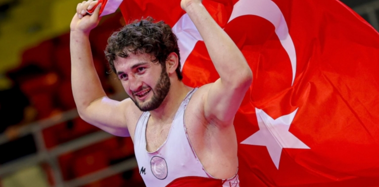 KAYSER� �EKERSPOR�UN M�LL� G�RE���S� SAL�H YUSUF YAZICI D�NYA �K�NC�S� OLDU