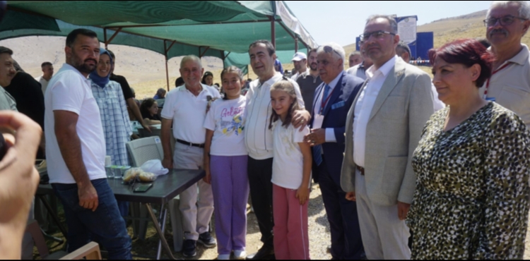 K�leteliler Y�n�ren�de Geleneksel Pilav �enli�inde Bulu�tu