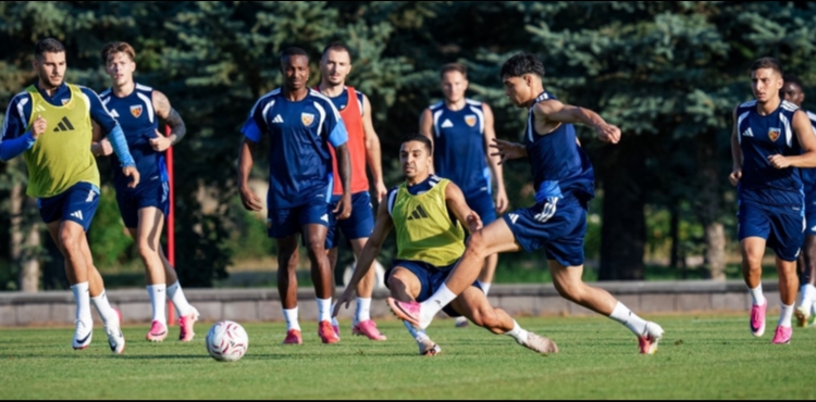 Kayserispor�da Bursaspor ma�� haz�rl�klar� s�r�yor