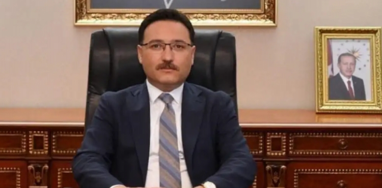 Vali G�kmen �i�ek�in 30 A�ustos Zafer Bayram� Mesaj� Kutlama Mesaj�
