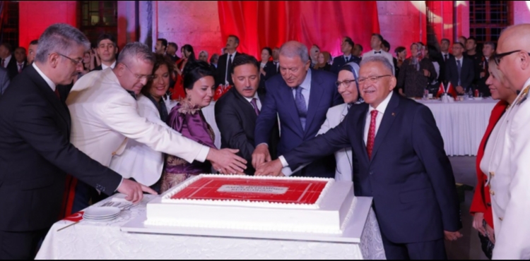BA�KAN B�Y�KKILI�, 30 A�USTOS ZAFER BAYRAMI RESEPS�YONU�NA KATILDI