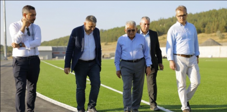 ATLET�ZM P�ST�N� �NCELEYEN B�Y�KKILI� �KAYSERݒM�ZE �NEML� B�R TES�S� KAZANDIRMI� OLDUK�