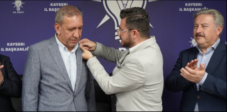 Melikgazi�de CHP�li Meclis �yesi AK Parti�ye Kat�ld�