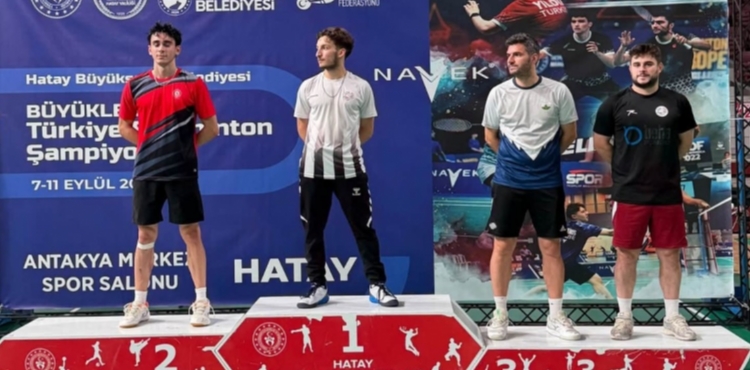 Kayserili badminton sporcular�ndan T�rkiye �ampiyonas��nda �nemli ba�ar�