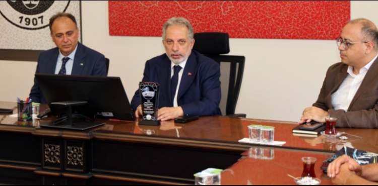 BA�KAN YAL�IN�DAN GURURLANDIRAN TAKIMA TEBR�K