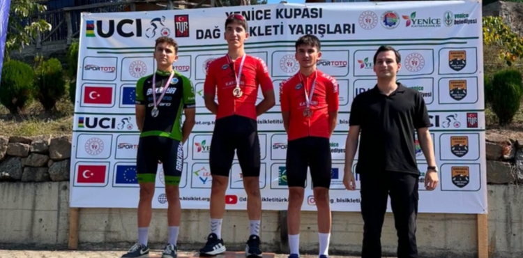 Kayserili bisiklet�iler Karab�k�te dereceye girdi