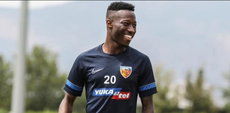 Kayserispor�dan transfer yasa�� a��klamas�