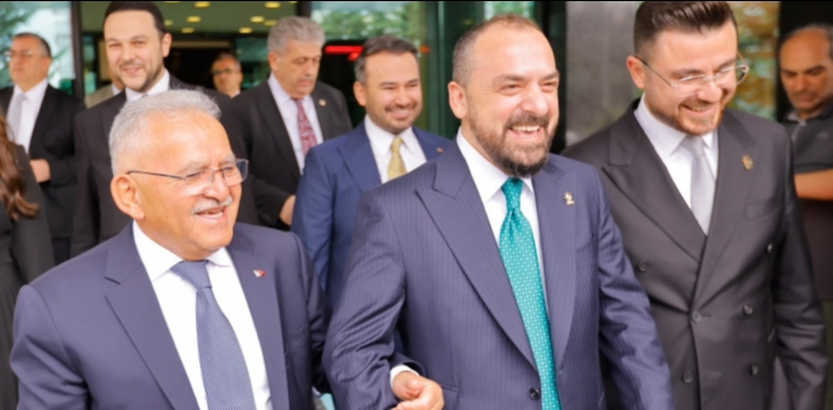 BA�KAN B�Y�KKILI�, AK PART� GENEL BA�KAN YARDIMCISI FARUK ACAR�I A�IRLADI