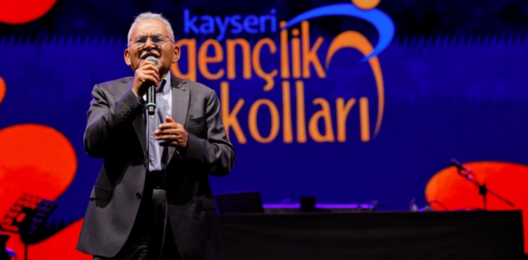 BA�KAN B�Y�KKILI�, GEN�LERLE BULU�TU: �B�Z S�ZLER ���N VARIZ�