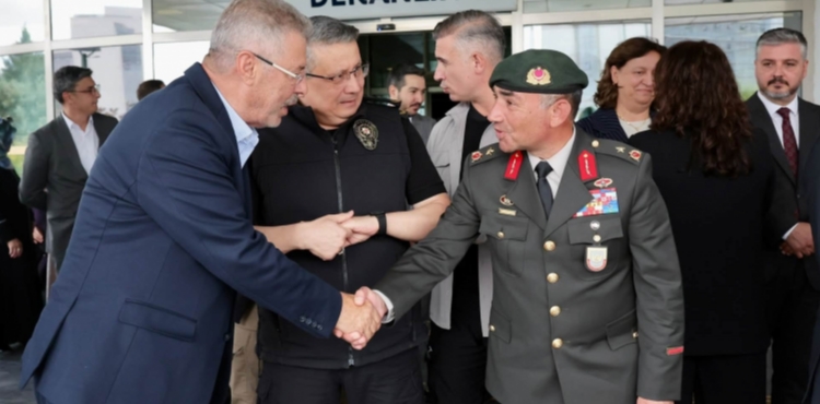 Kayseri �ehir Hastanesi�ne Halk K�t�phanesi A��ld�
