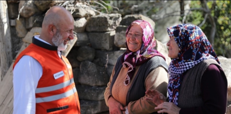 �KOCAS�NAN�IN HER K��ES�NDE H�ZMET, HER ADIMINDA VEFA VAR�