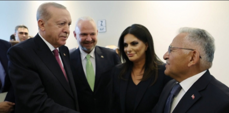 BA�KAN B�Y�KKILI�, CUMHURBA�KANI ERDO�AN �LE B�R ARAYA GELD� 