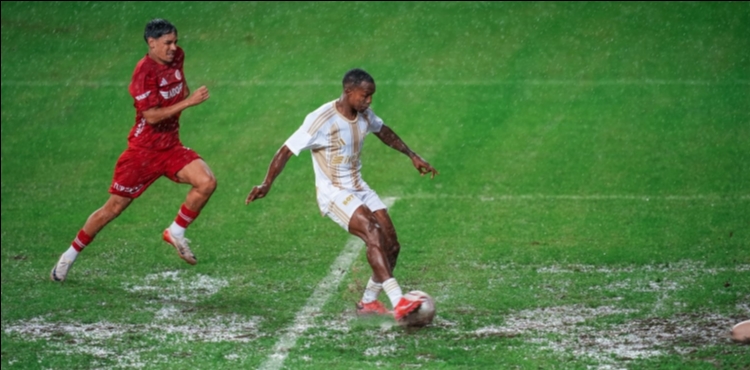 KAYSER�SPORLU MORENO GOL SAYISINI 7�YE �IKARDI