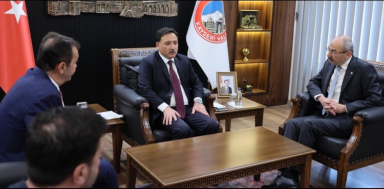 KTO BAŞKANI GÜLSOY VE BERABERİNDEKİ HEYETTEN VALİ GÖKMEN ÇİÇEK’E ZİYARET