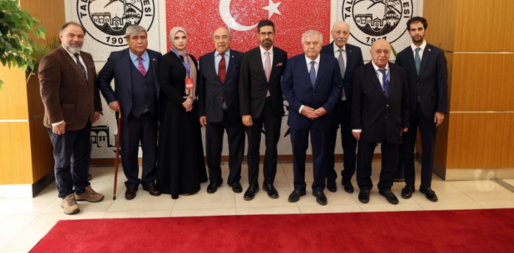 T�RK D�NYASININ EDEB�YAT�ILARI KAYSER�'DE