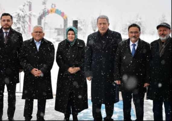 AKAR VE BYKKILIǒTAN KANAAT NDERLERYLE ETM STARES