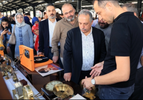ANTKANIN KALB BU PAZAR TALASTA ATACAK