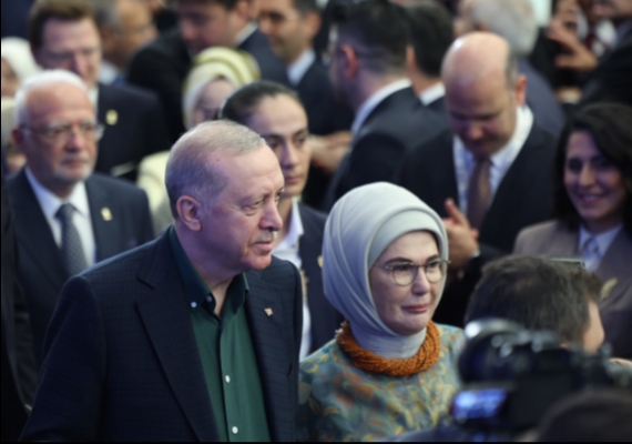 Emine Erdoan: AK Parti, yryn istiareyle ekillendiren bir dava uuru tamaktadr