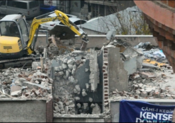 B�Y�K�EH�R��N �D�LL� SUR��� CAM�KEB�R PROJESݒNDE D�N���M BA�LADI