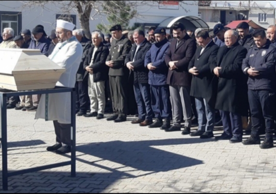 Almanya�da hayat�n� kaybeden K�br�s gazisi, Kayseri�de son yolculu�una u�urland�