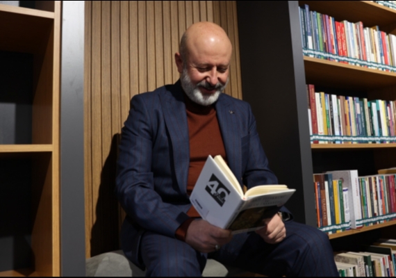 �S�NAN K�T�PHANELER�YLE OKUYAN B�R NES�L YET��MES�NE KATKI SUNUYORUZ�