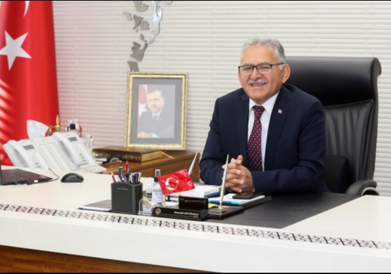 BA�KAN B�Y�KKILIǒTAN RAMAZAN�DA �K� NOKTADA G�N�L SOFRASI