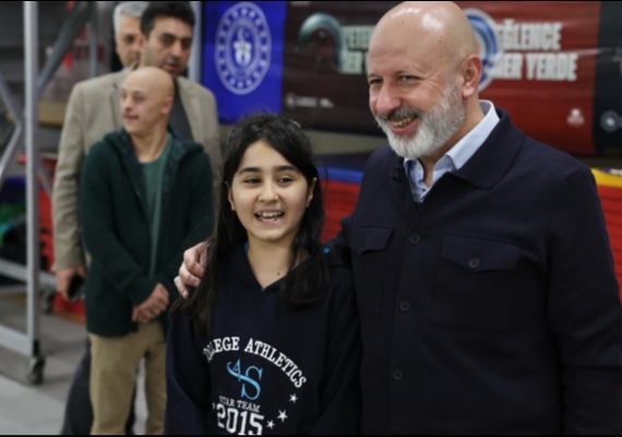 �SATRAN�TA KAZANAN, T�RK�YE�N�N GELECE�� EVLATLARIMIZDIR�