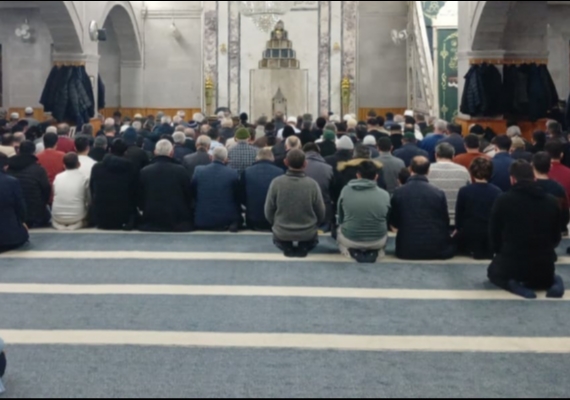 Kayseri�de 2026'n�n ilk teravih namaz� k�l�nd�