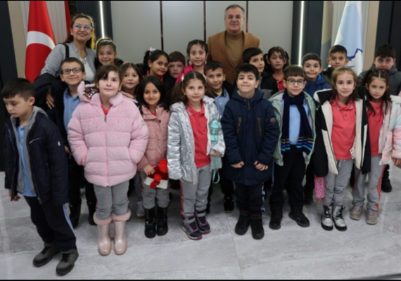 Minik ��rencilerden Ba�kan �zdo�an'a ziyaret