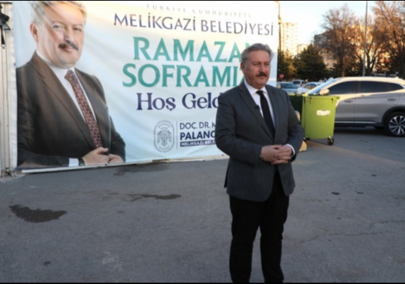 MEL�KGAZ� BELED�YES� RAMAZAN AYININ BEREKET�N� �FTAR �ADIRLARINDA PAYLA�IYOR