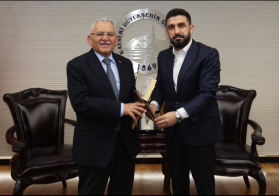 Ba�kan B�y�kk�l��, T�GVA Genel Ba�kan� Be�inci�yi a��rlad� 