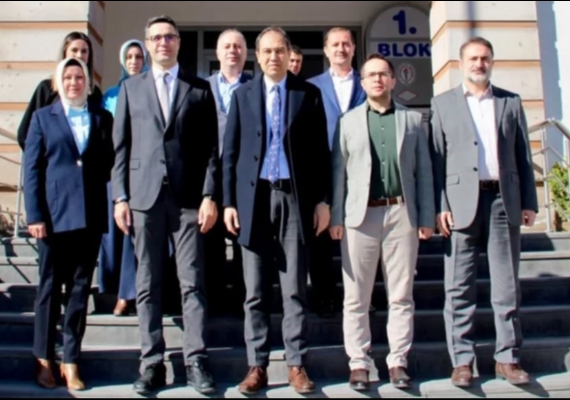 �l Sa�l�k M�d�r� Er�an�dan Devlet Hastanesi Ba�hekimi ��l�e ziyaret