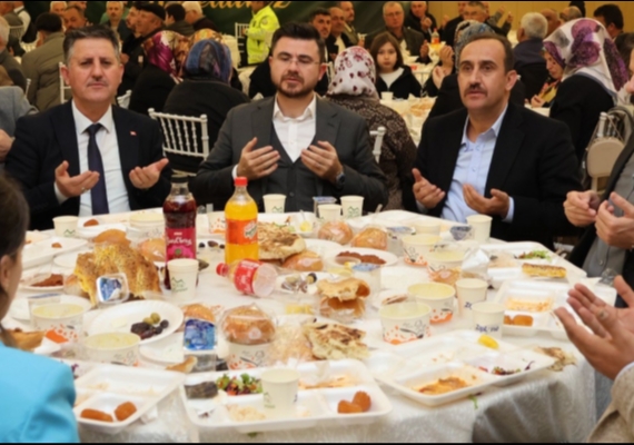 �ncesu�da �Bereket Sofras�� kuruldu