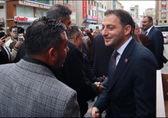 MHP Kayseri il te�kilat� bayramla�t�