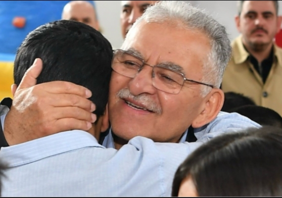 BA�KAN B�Y�KKILI�, Y�REKLER� ISITTI: BAYRAMDA �OCUKLARIN G�NL�N� KAZANDI