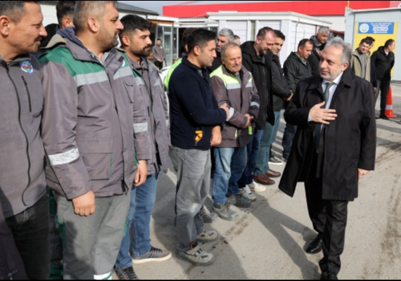 BA�KAN YAL�IN PERSONELLE KUCAKLA�TI