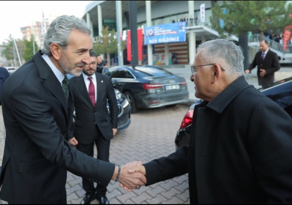 Hizmet-�� Sendikas� Kayseri �ubesi�nde 10. Ola�an Genel Kurul Yap�ld�