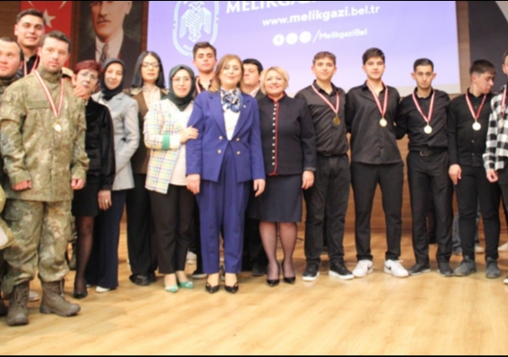 MHP KA�EP Kayseri�den �zel �ocuklarla �anakkale program�