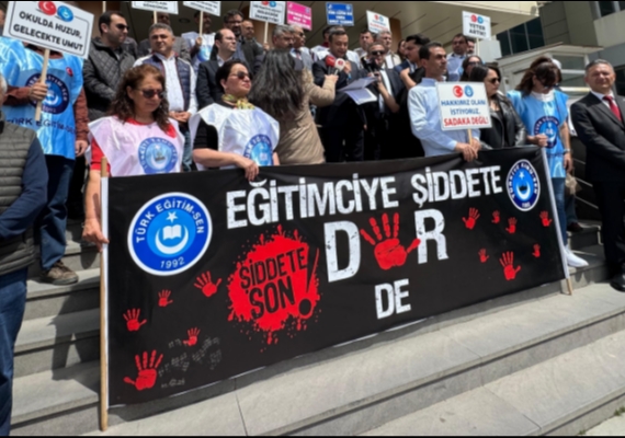 Sendika temsilcilerinden �anl�urfa�daki okul sald�r�s�na tepki