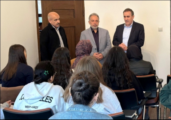 TALAS�TA TAR�H�N �Z�NDE, GELECE�E Y�N VEREN E��T�M HAMLES�