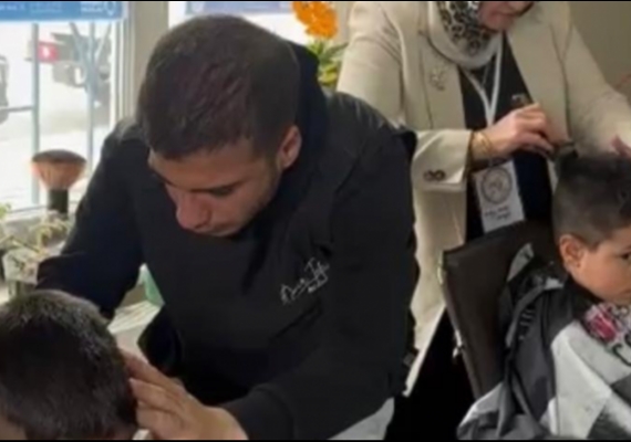 Kuaf�rlerden 23 Nisan�da �ocuklara �cretsiz sa� kesim hizmeti