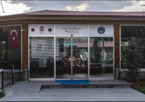 B�Y�K�EH�R�DEN GASTRONOM� HAMLES�: M�MARS�NAN P�DEC�S� YEN�LEND�