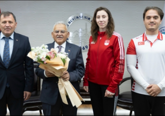 BA�KAN B�Y�KKILI�, GEN�L�K HAFTASI�NDA GEN�LER� A�IRLADI