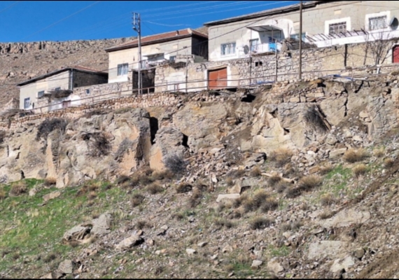 B�Y�K�EH�R, HEYELAN YA�ANAN YE��LH�SAR AKK�Y MAHALLESݒNDE GEODUVAR YAPIMINA BA�LADI