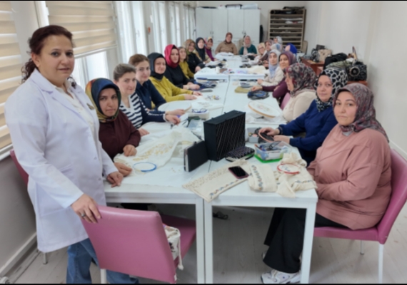 UNUTULMAYA Y�Z TUTMU� EL SANATLARI KAYMEK�TE YEN�DEN HAYAT BULUYOR